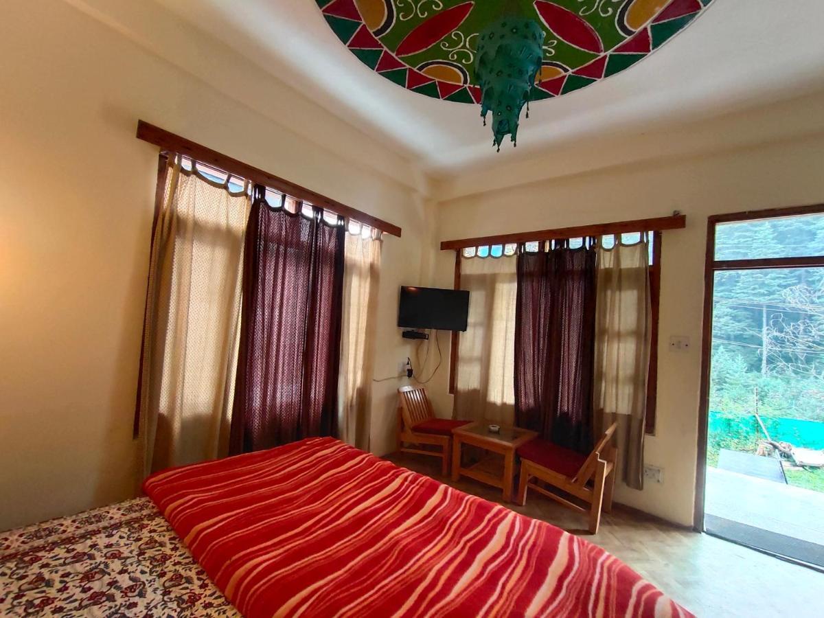 Хостел La Siesta India Manali Экстерьер фото