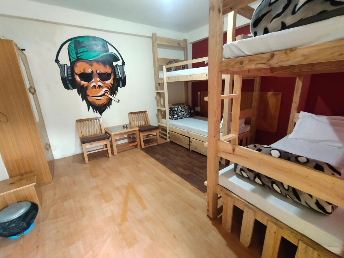Хостел La Siesta India Manali Экстерьер фото