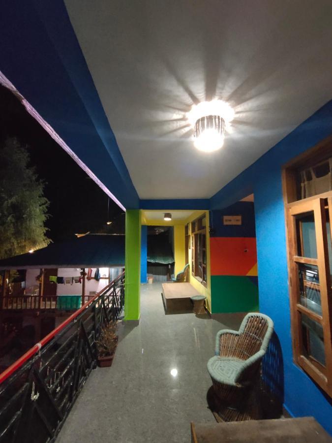 Хостел La Siesta India Manali Экстерьер фото