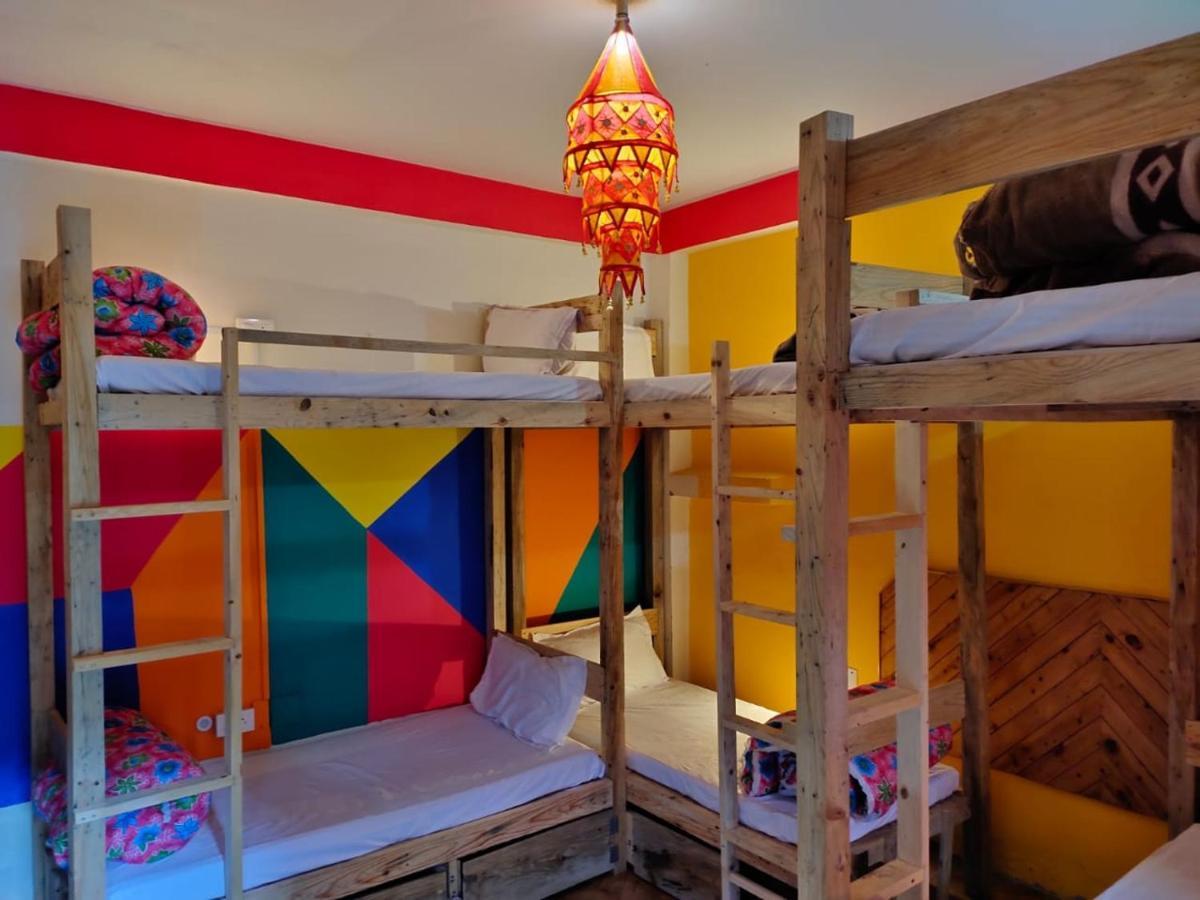 Хостел La Siesta India Manali Экстерьер фото