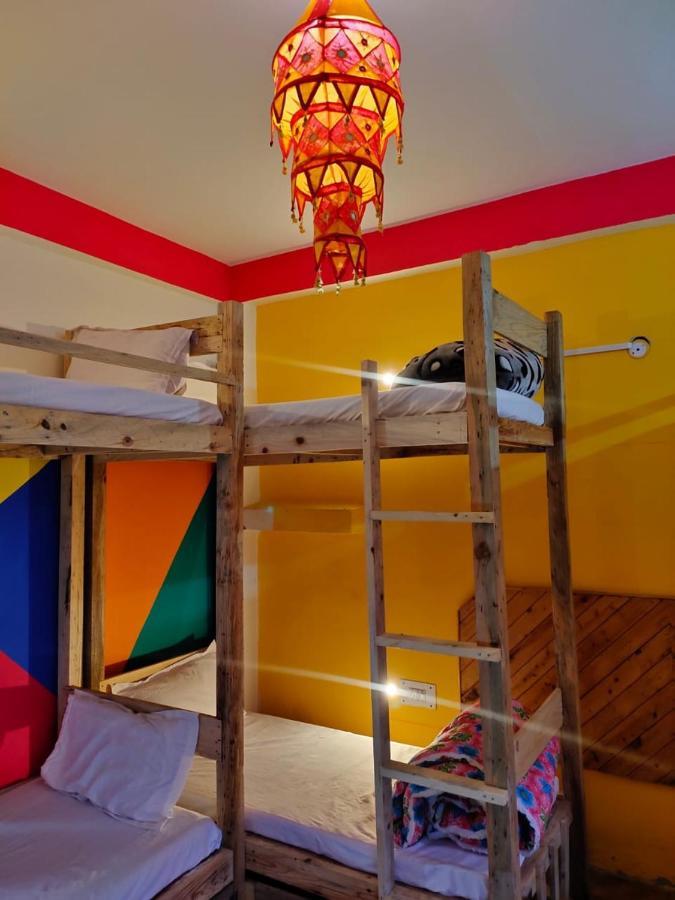 Хостел La Siesta India Manali Экстерьер фото