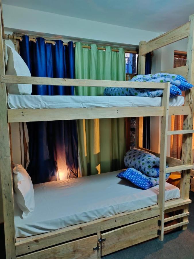 Хостел La Siesta India Manali Экстерьер фото